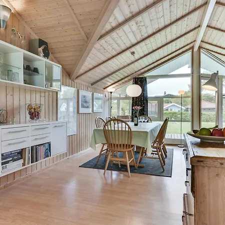 Tore - 200m From The Sea By Interhome * Spodsbjerg