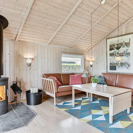 Tore - 200m From The Sea By Interhome * Spodsbjerg