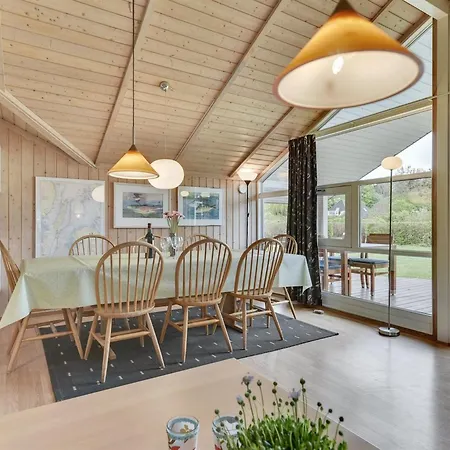 Tore - 200m From The Sea By Interhome