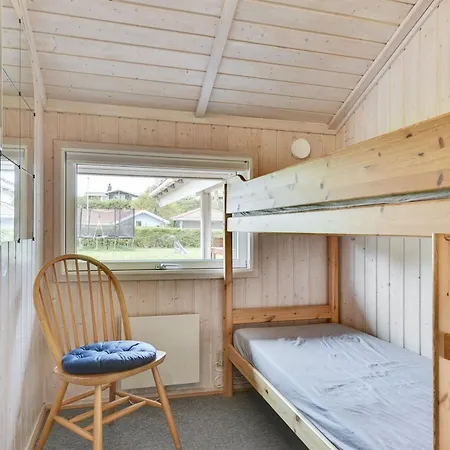 Tore - 200m From The Sea By Interhome *