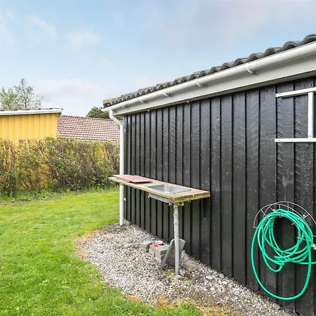 Tore - 200m From The Sea By Interhome Feriehus Spodsbjerg