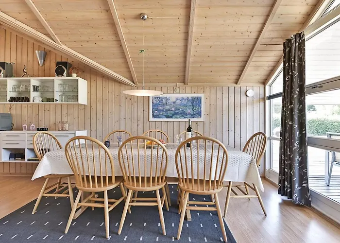 Tore - 200m From The Sea By Interhome 度假居